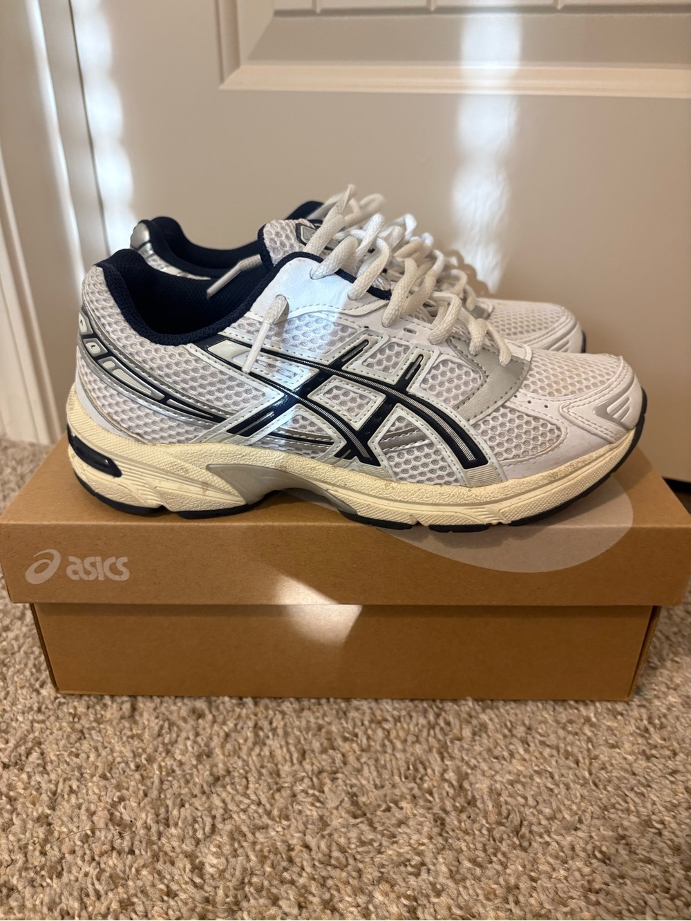 ASICS White and Black Men's Athletic Running Shoes